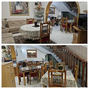saracinis-homestay.hotelssaintjulians.com/