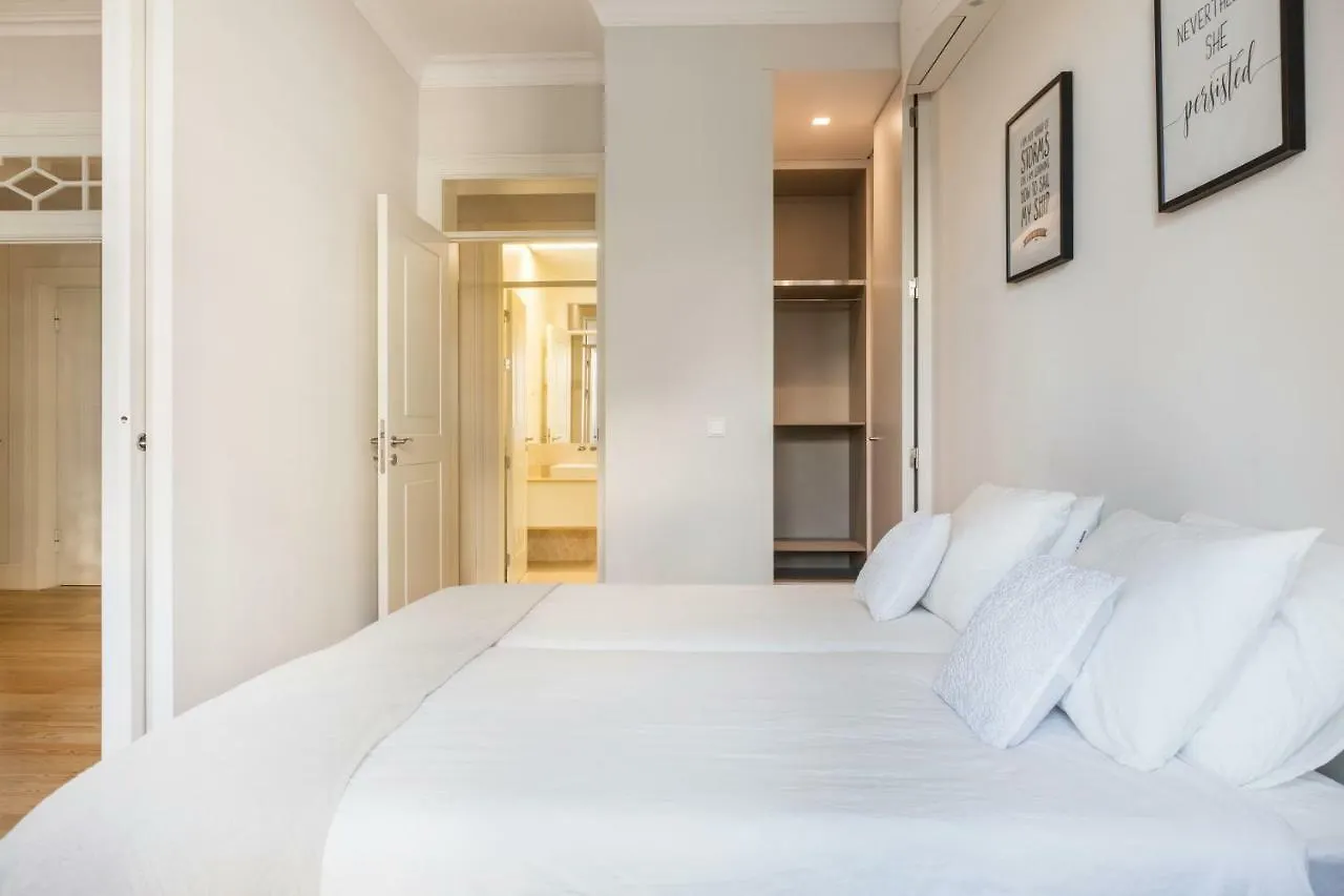 Cosy Marques De Pombal Apartment Lisboa